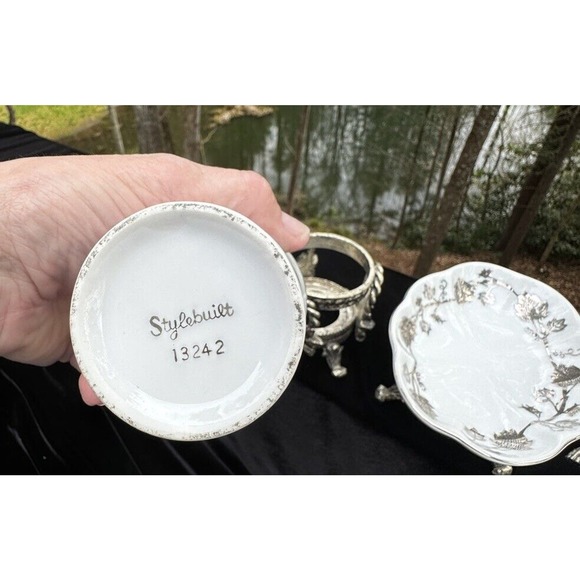 Vintage Stylebuilt Silver Tumbler And Soap Dish Set Ivy Leaves Pattern Heavy!! - Picture 8 of 12